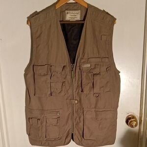 Men's Weekend Traveler Vest Large Good Condition Some Kind Of Very Light Green